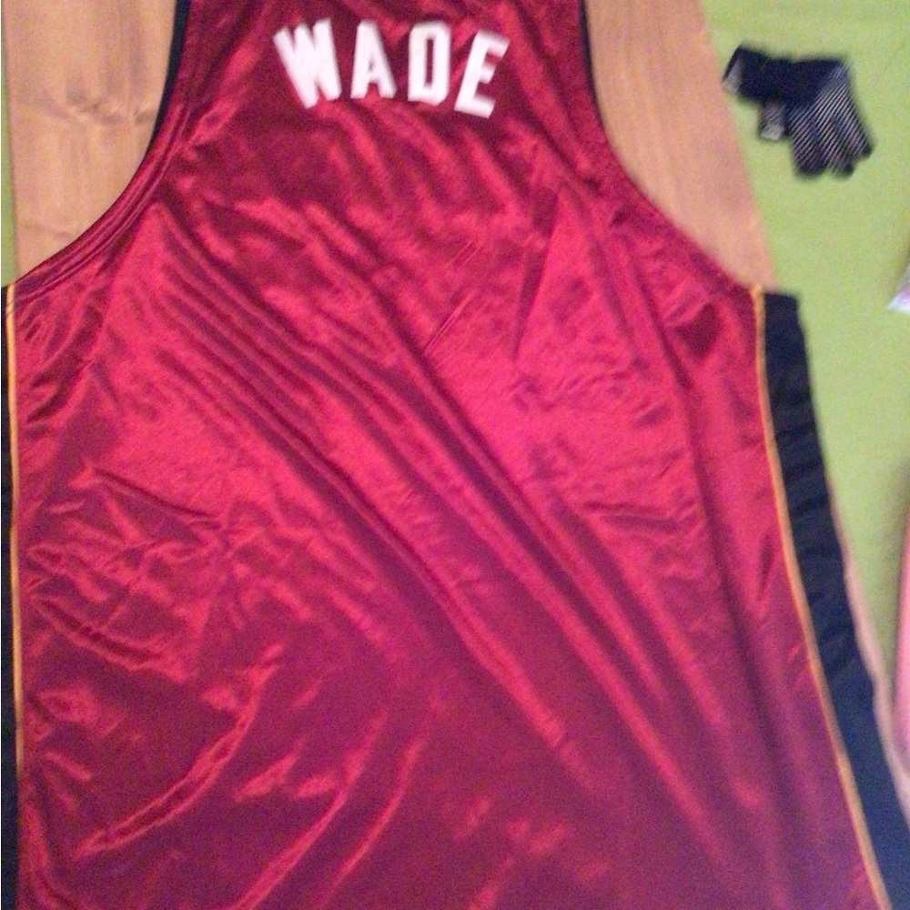 Miami HEAT D-Wade jersey with Shaqs number.